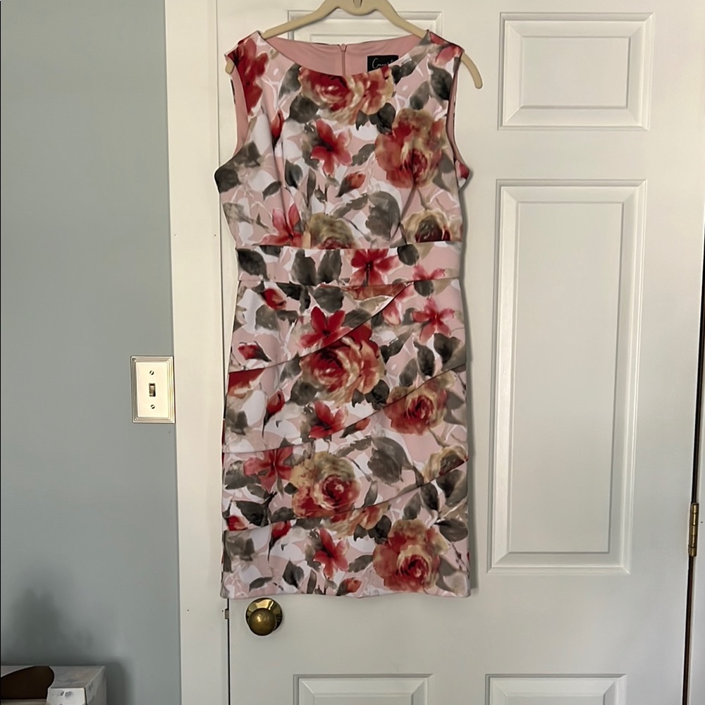 Red Sleeveless Sheath Dress for Wedding Guests